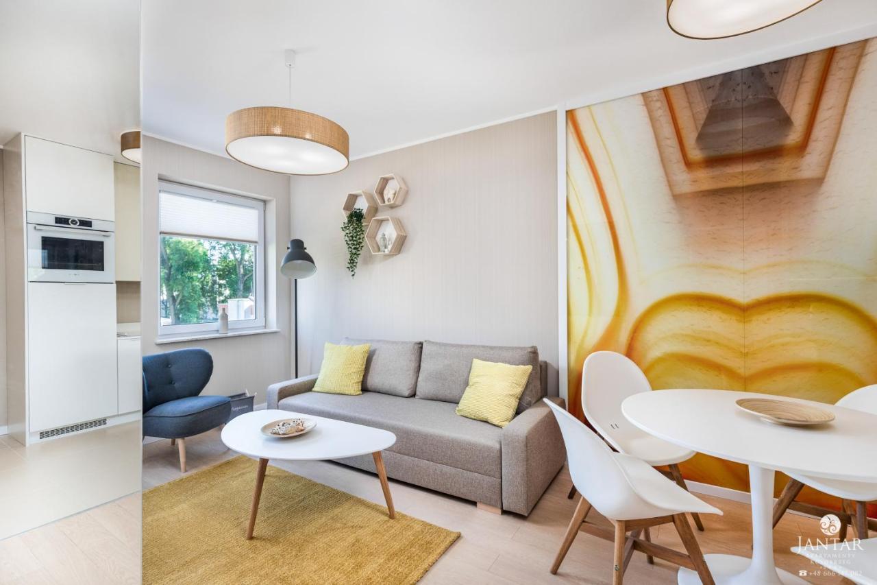 Jantar Apartamenty - Miodowy Dom City Center Kolobrzeg Exterior photo